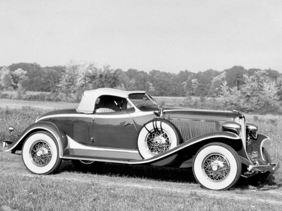  Auburn 8-100 Custom Boattail Speedster 1932 года  (фото 1 из 1)